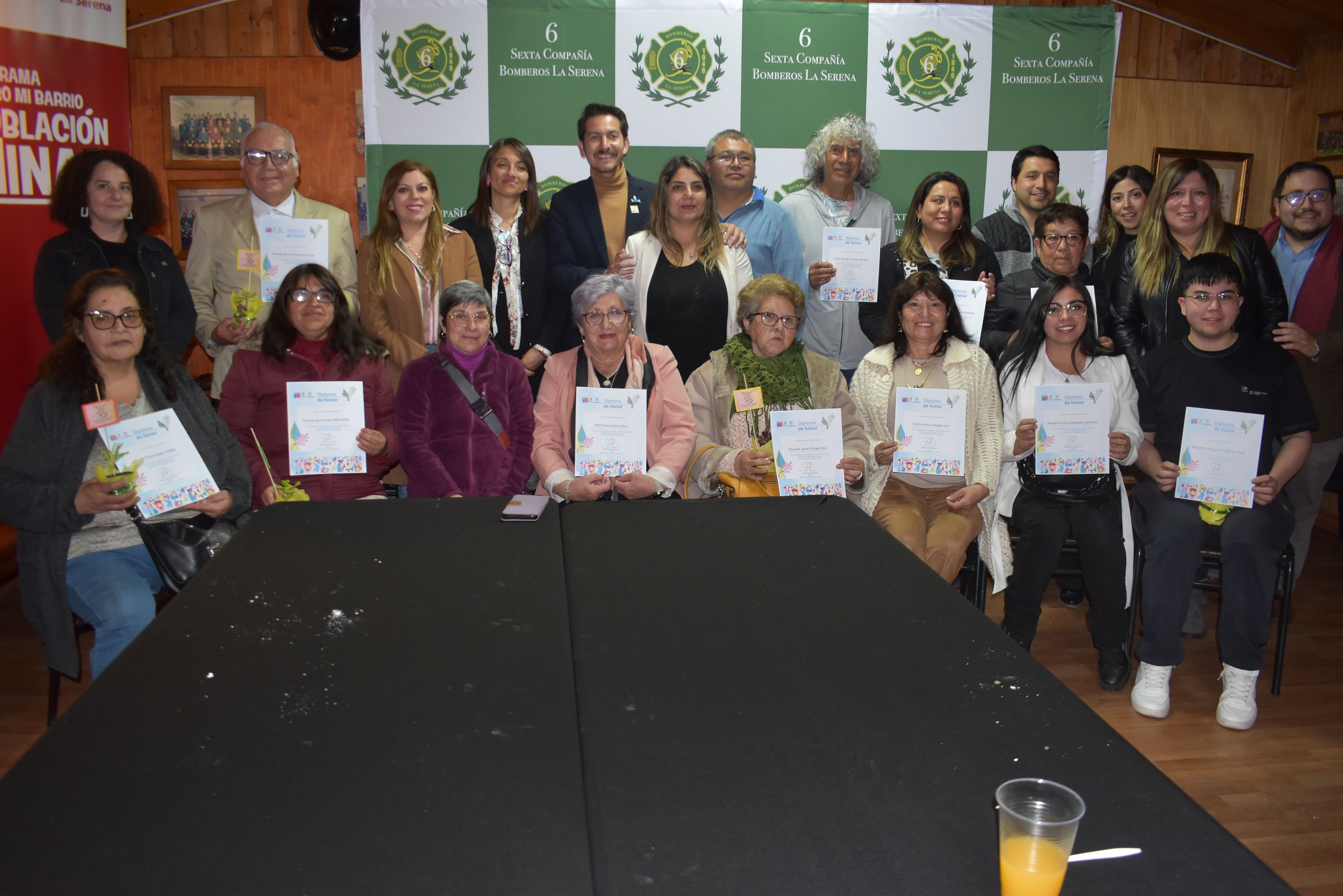 Destacan el aporte de dirigentes sociales que participan en programa Quiero mi Barrio